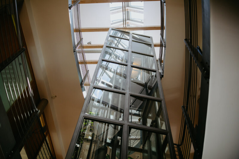 Aufzug in Eggenfelden Consaris